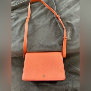 Dagne Dover Andra Crossbody in
Visit >
size medium, color Sienna